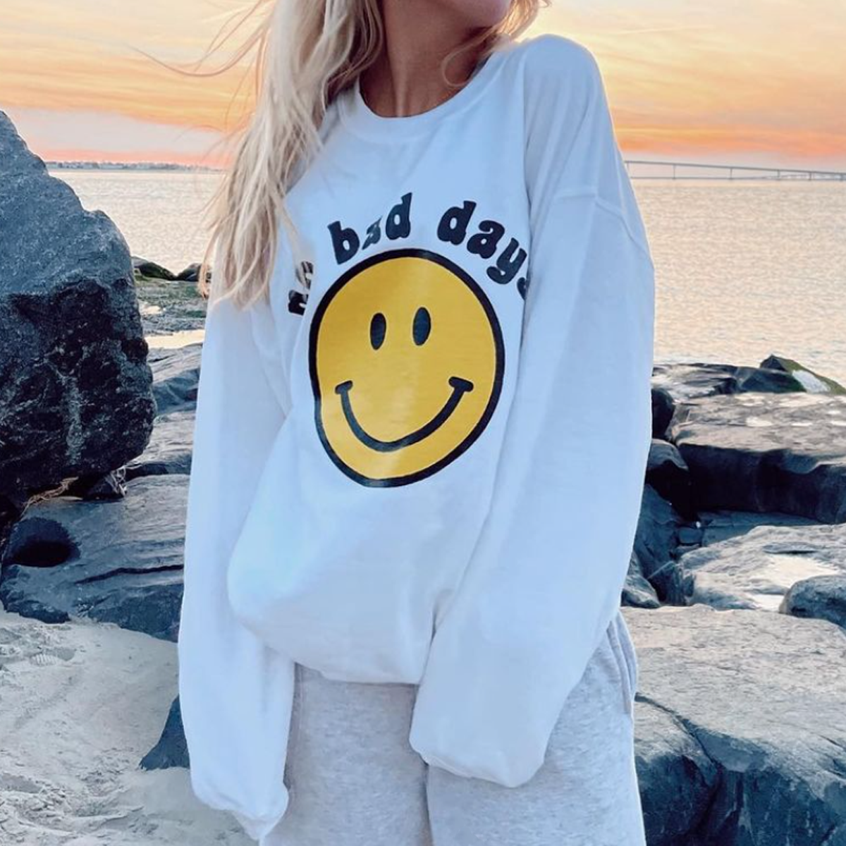 Women's Retro No Bad Day Surfer Sweatshirt